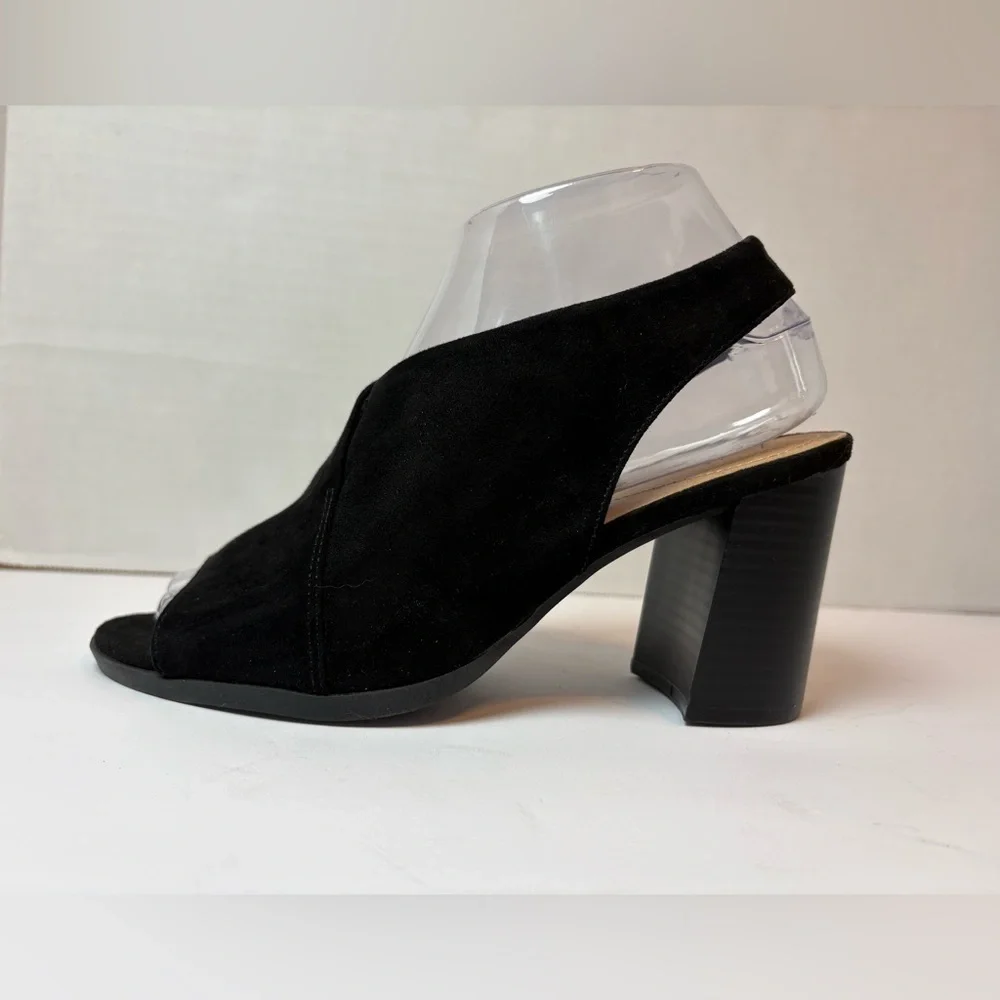 DexFlex Comfort black faux suede open toe slingback wedge heel sandals size 7